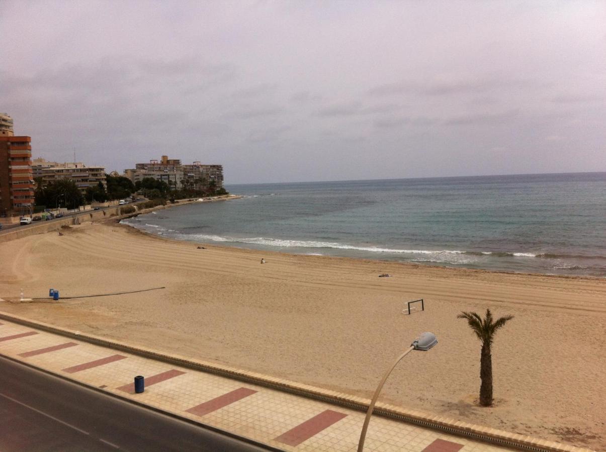 Appartamento Frente Al Mar, A 10 Metros De La Playa, Vistas Increibles Del Mar, Reformado 2021 !!!